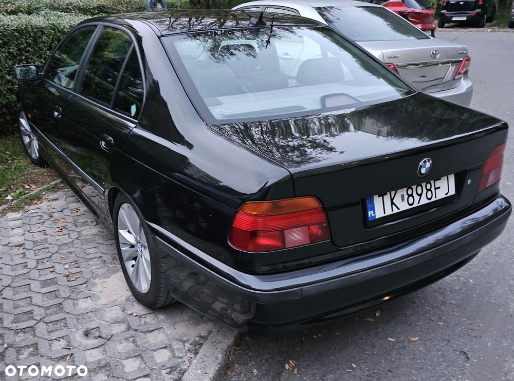 BMW Seria 5 - 16