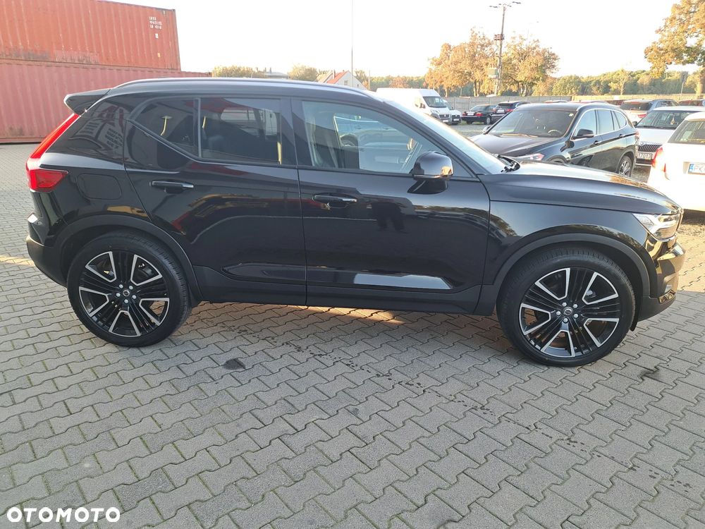 Volvo XC 40 T5 AWD Momentum - 5
