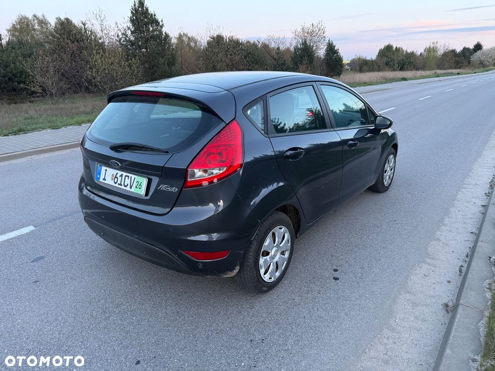 Ford Fiesta 1.6 TDCi Champions Edition - 4