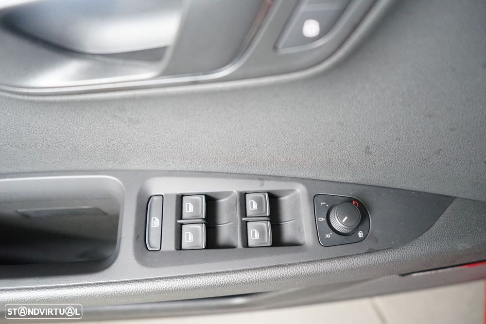 SEAT Leon ST 2.0 TDI S&S DSG FR - 16