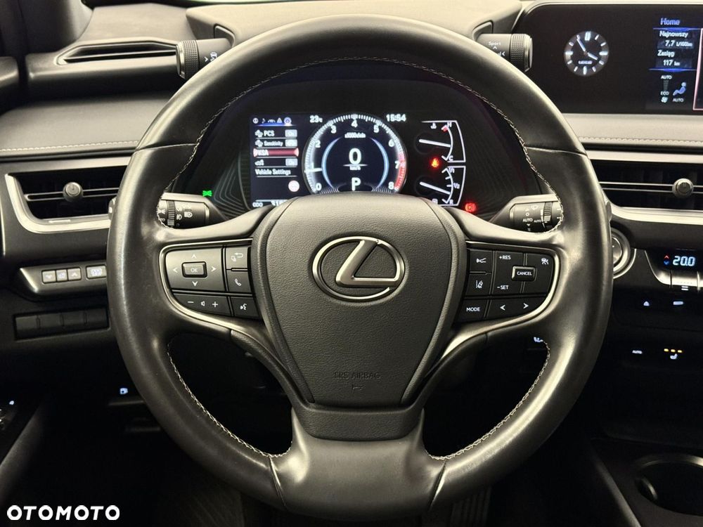 Lexus UX - 29