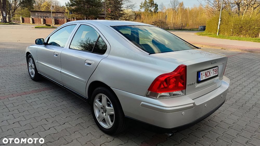 Volvo S60 D5 Kinetic - 10