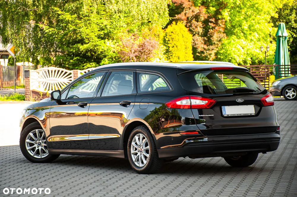 Ford Mondeo 2.0 TDCi STart-Stopp Titanium - 19