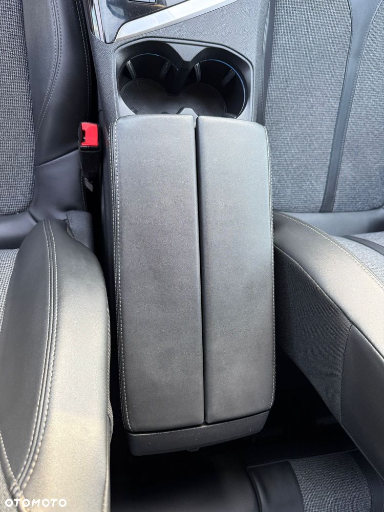 Peugeot 3008 1.5 BlueHDi Active S&S EAT8 - 25