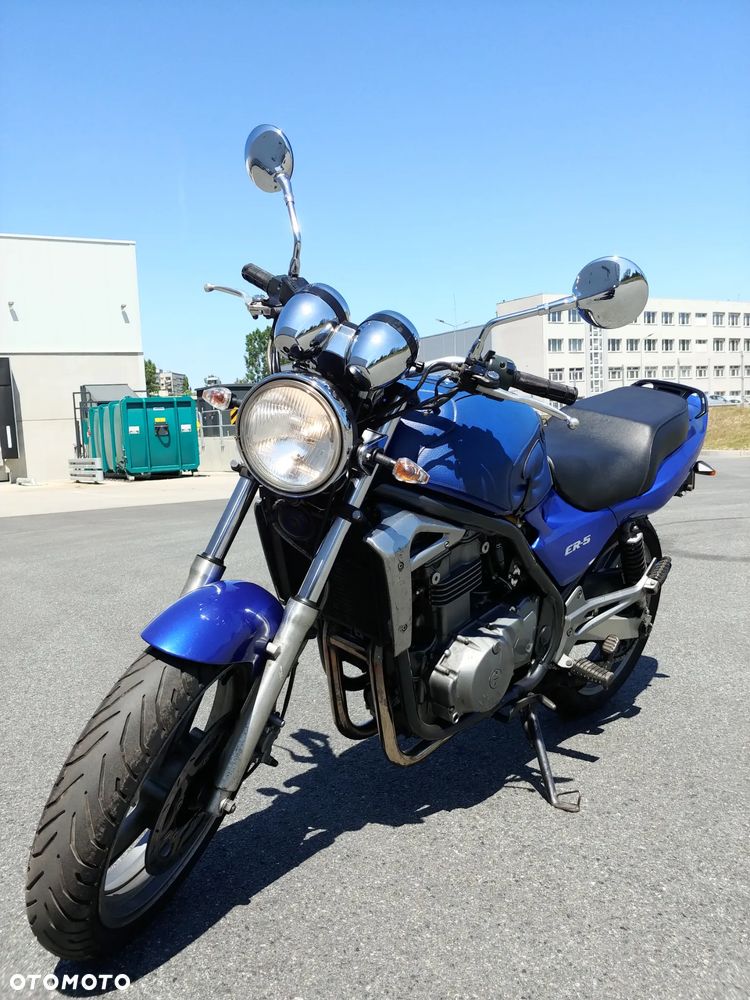 Kawasaki ER - 10