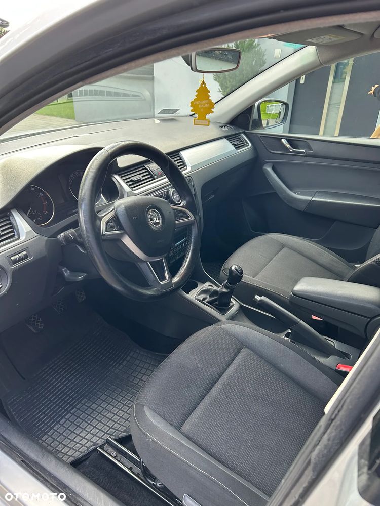 Skoda RAPID - 5