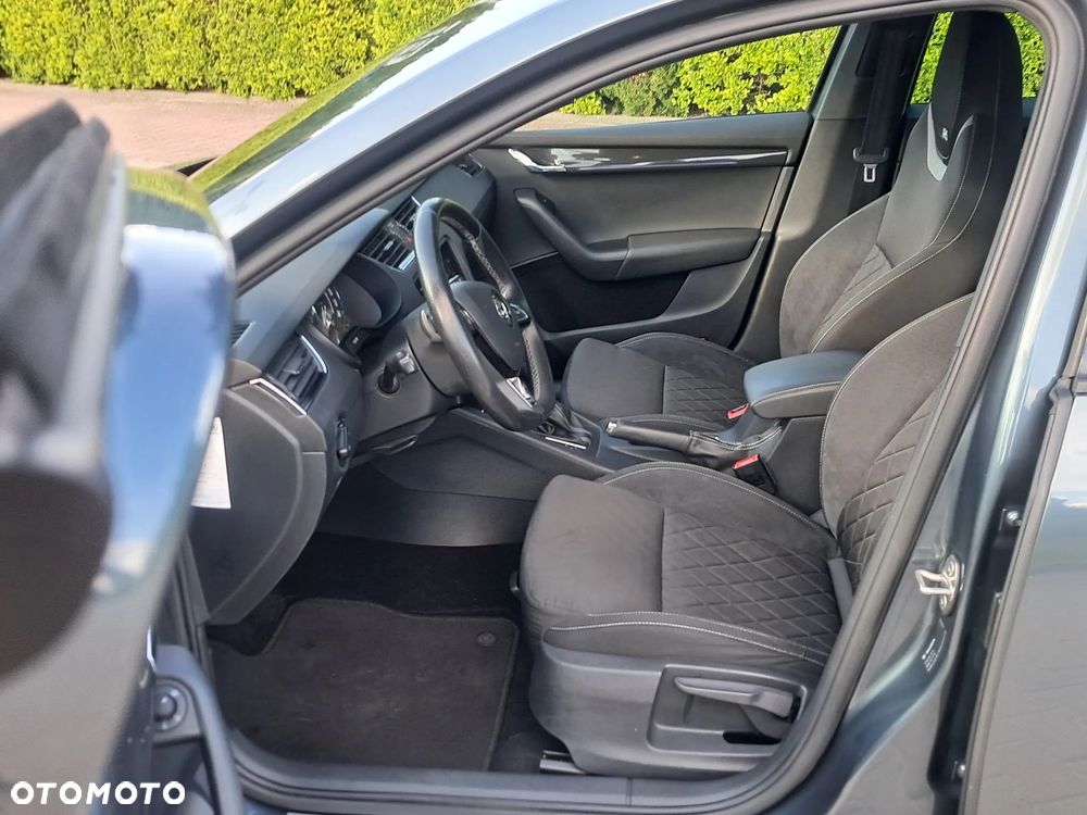 Skoda Octavia 2.0 TDI DSG RS - 15