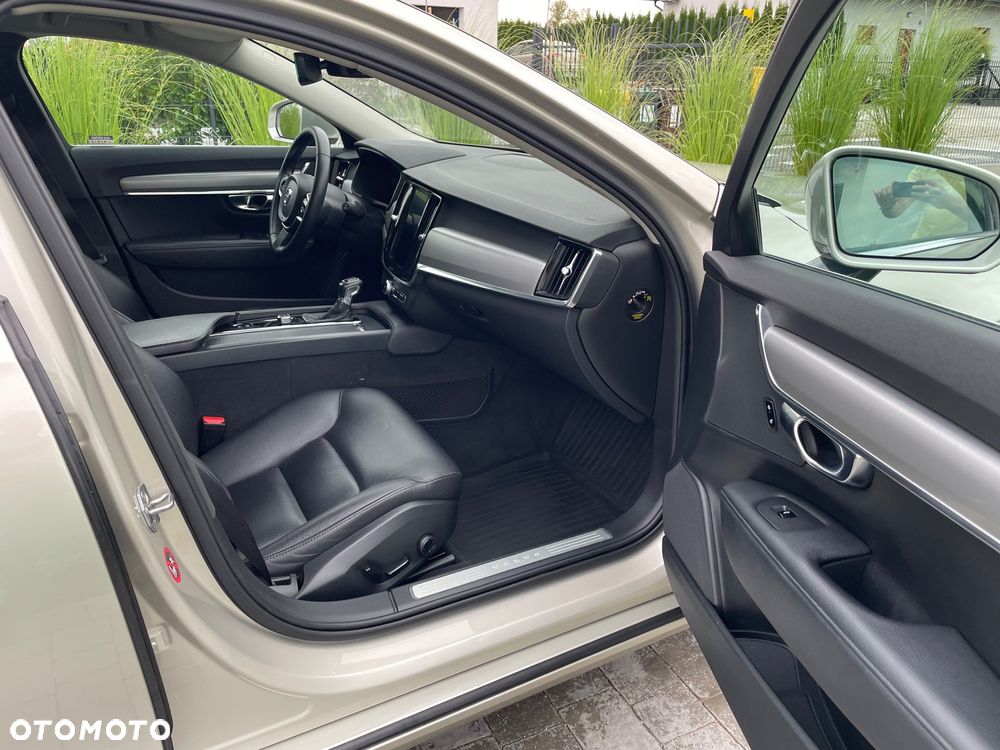 Volvo V90 D5 AWD Inscription - 31