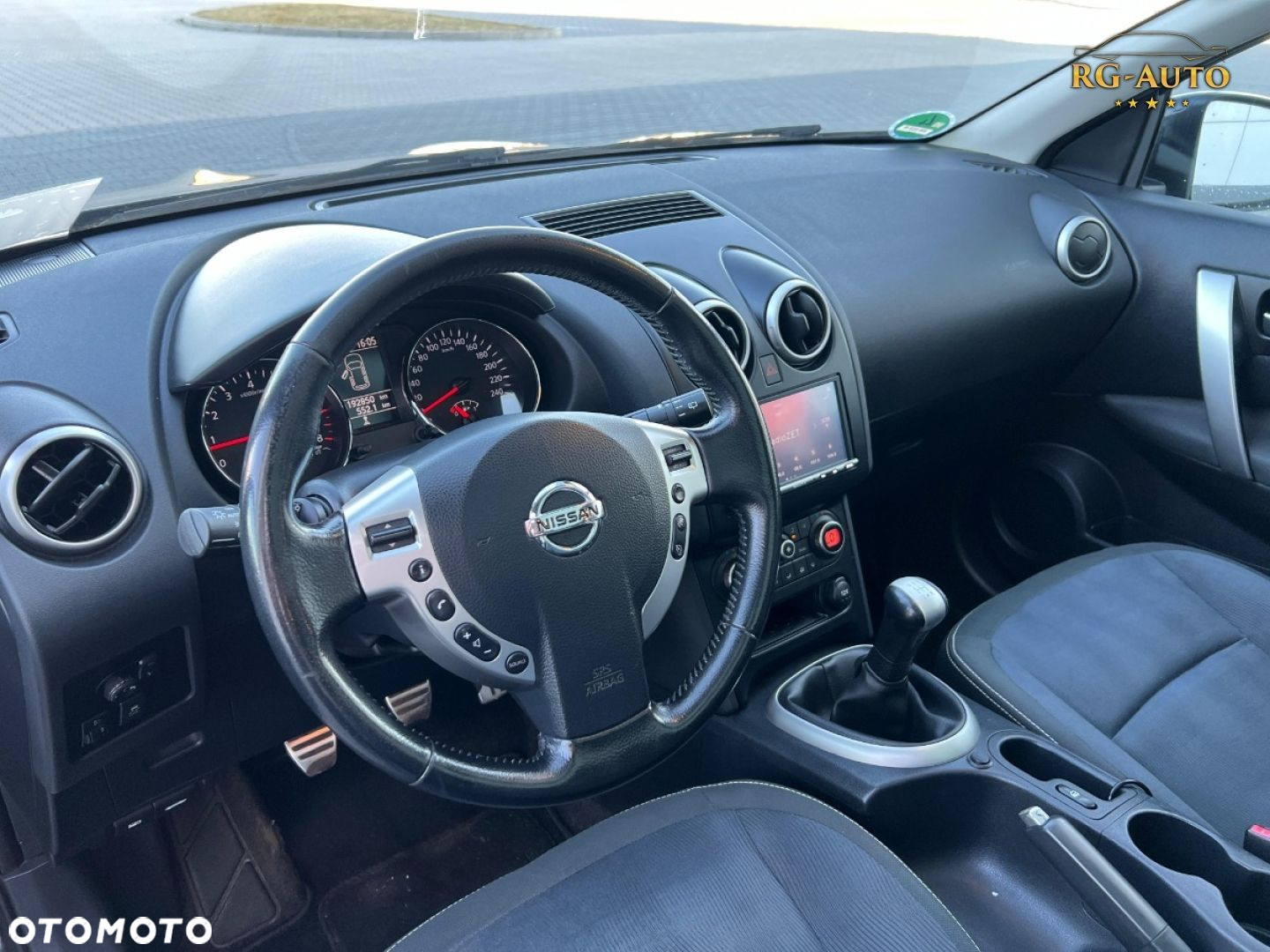 Nissan Qashqai - 32