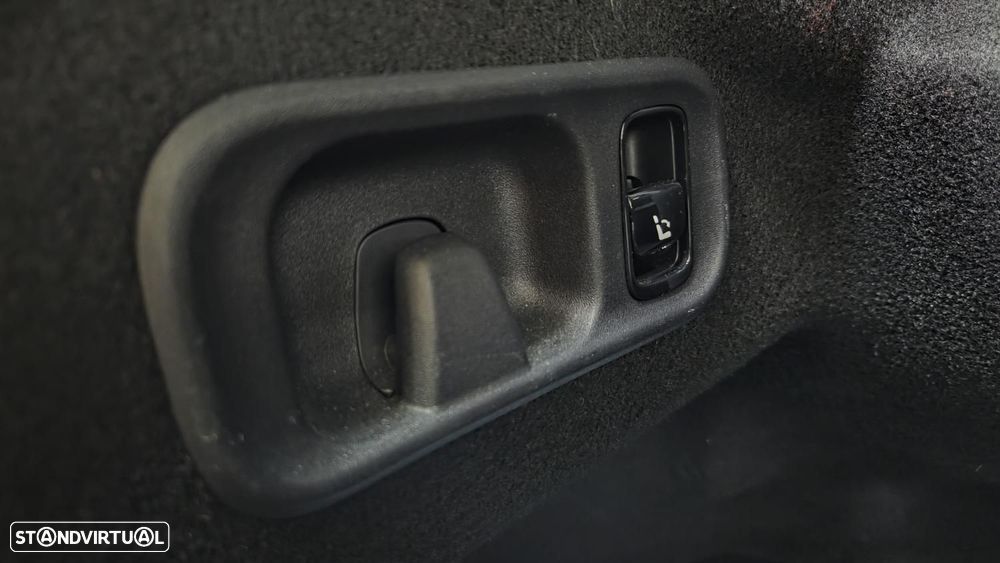 Mercedes-Benz C 300 de AMG Line - 20