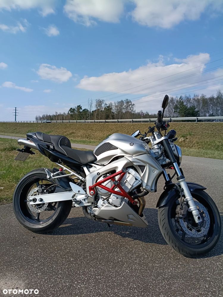 Yamaha FZ6 - 6