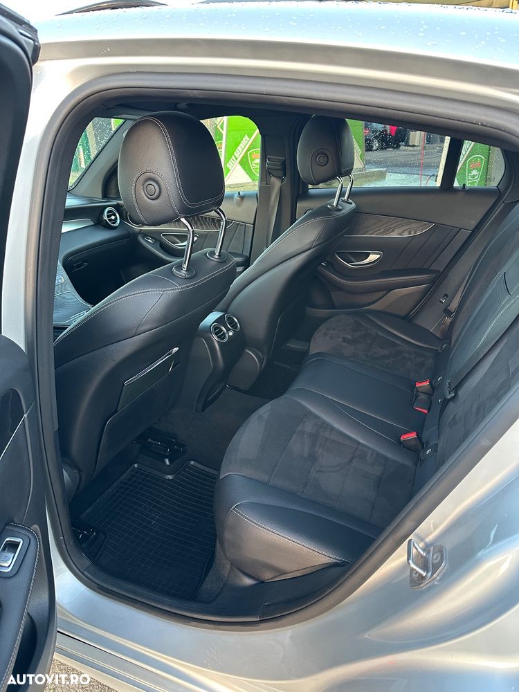 Mercedes-Benz GLC 220 d 4MATIC - 11