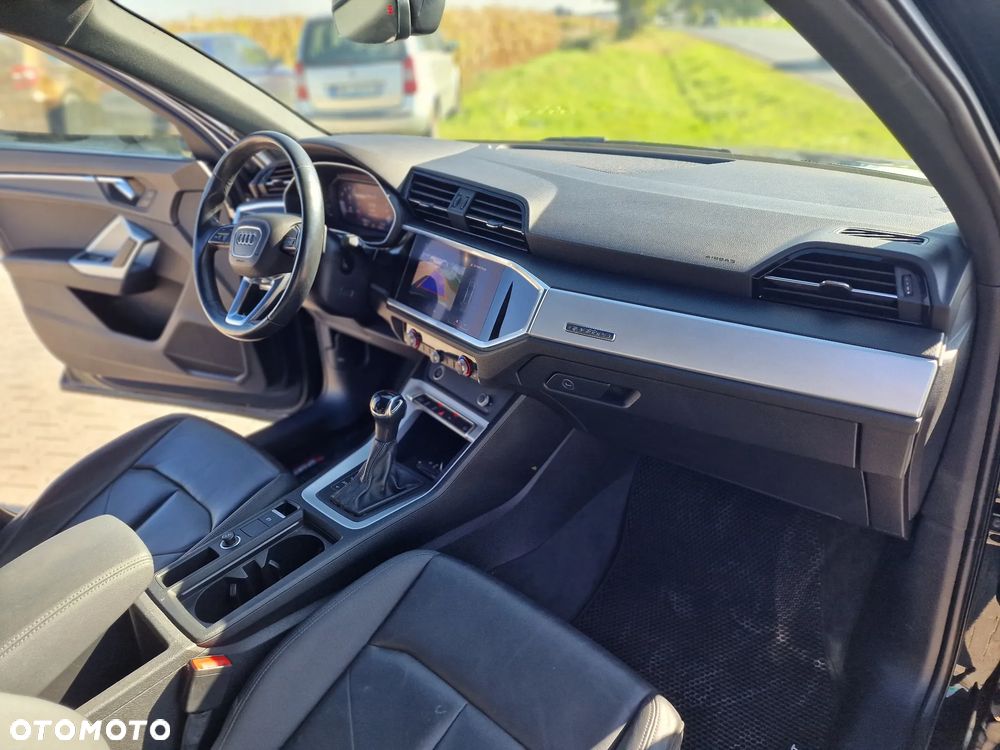 Audi Q3 45 TFSI Quattro S tronic S line - 28