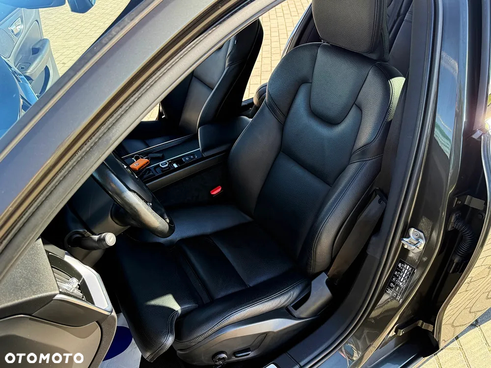 Volvo V60 D3 Geartronic Momentum Pro - 29