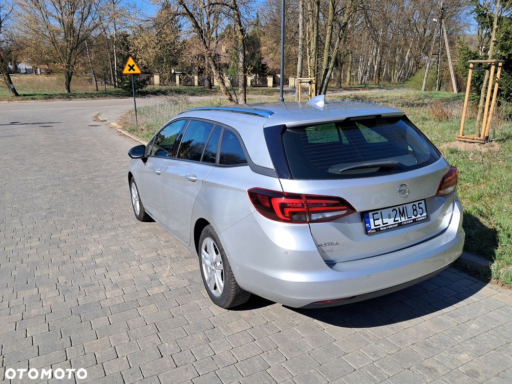 Opel Astra - 9