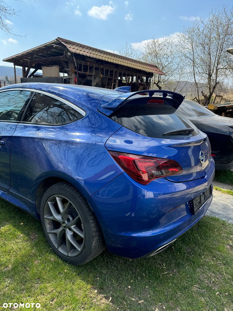 Opel Astra OPC - 2