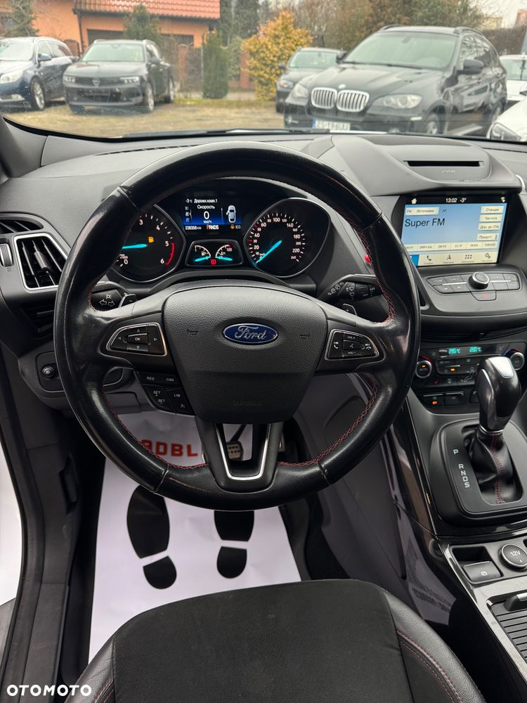 Ford Kuga 2.0 EcoBlue 4x4 ST-LINE - 15