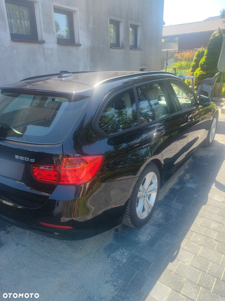BMW Seria 3 320d Sport Line - 6