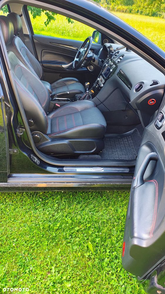 Ford Mondeo 2.2 TDCi Titanium S - 24