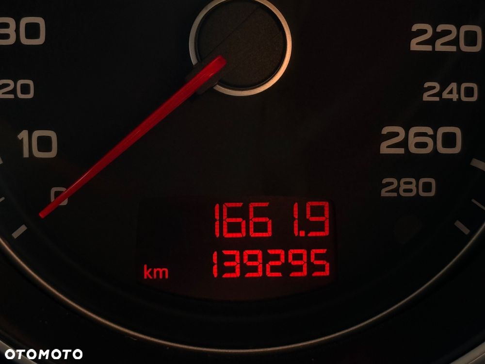 Audi TT Coupé - 12