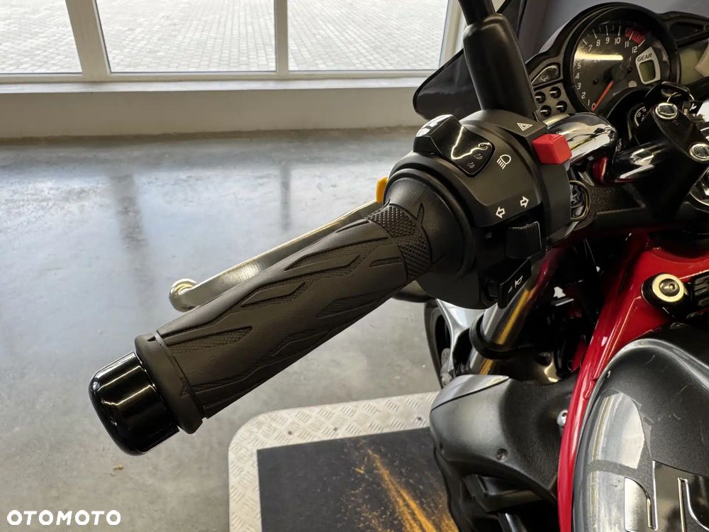 Suzuki Gladius - 30