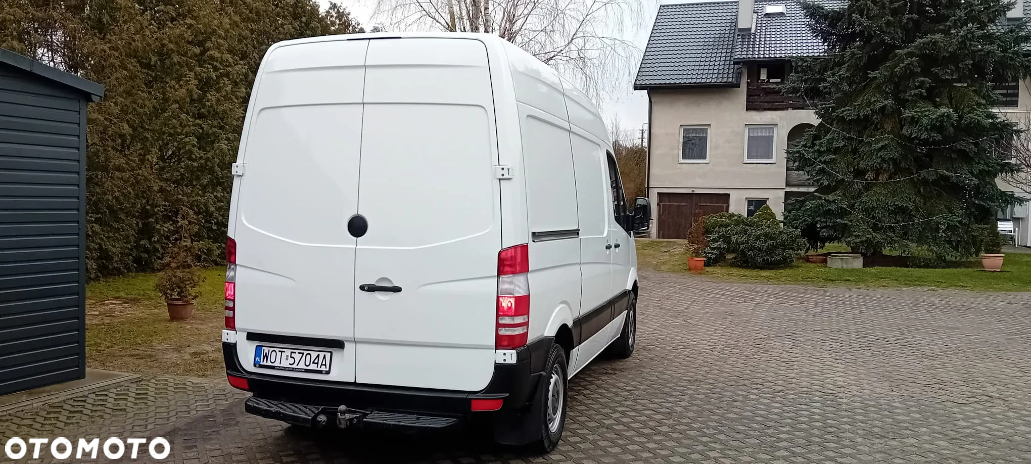 Mercedes-Benz Sprinter - 4