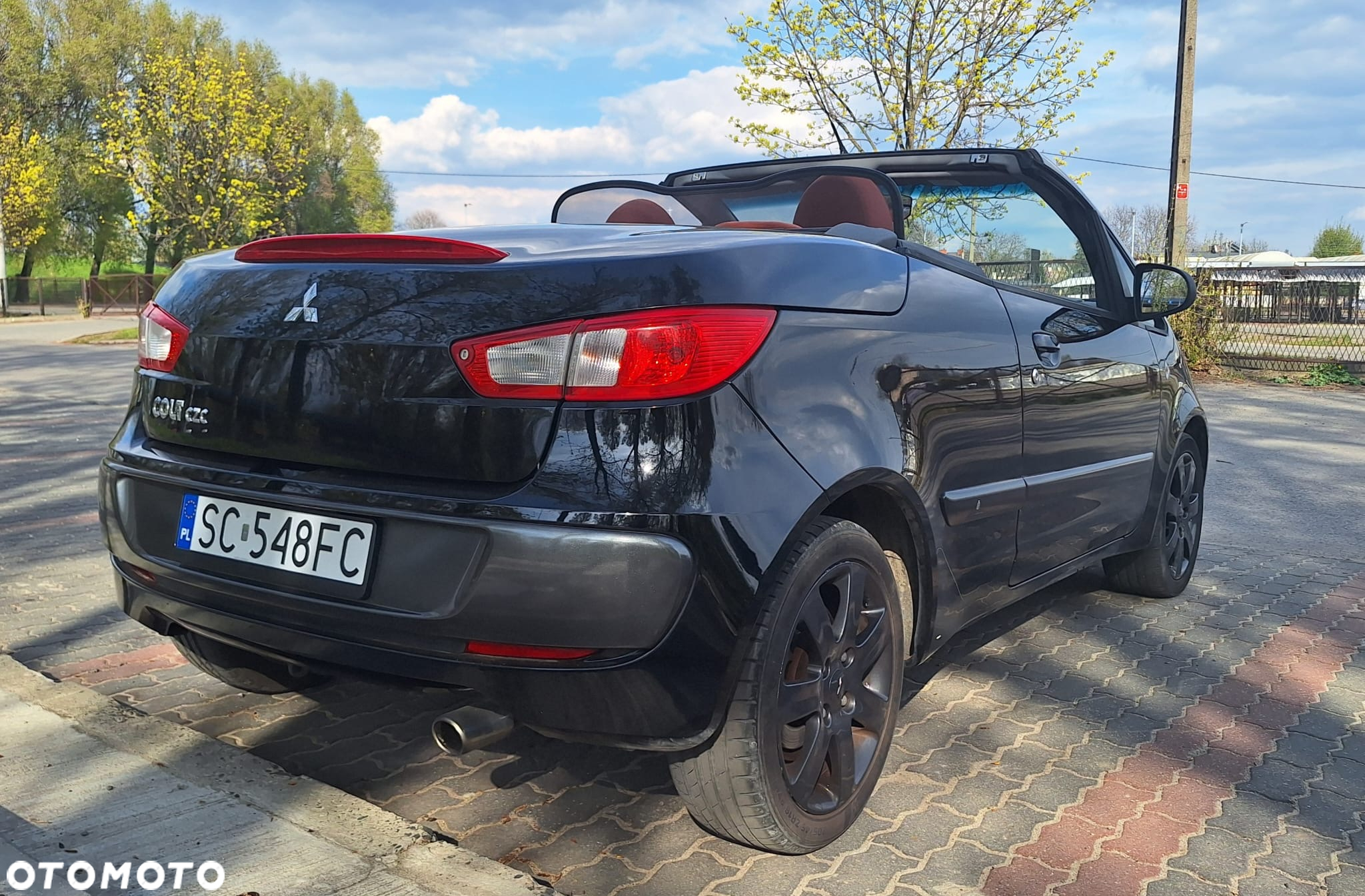 Mitsubishi Colt - 10