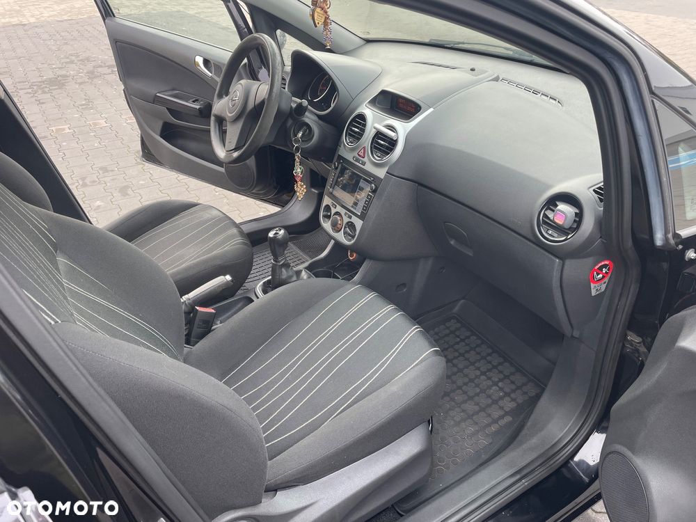 Opel Corsa - 12