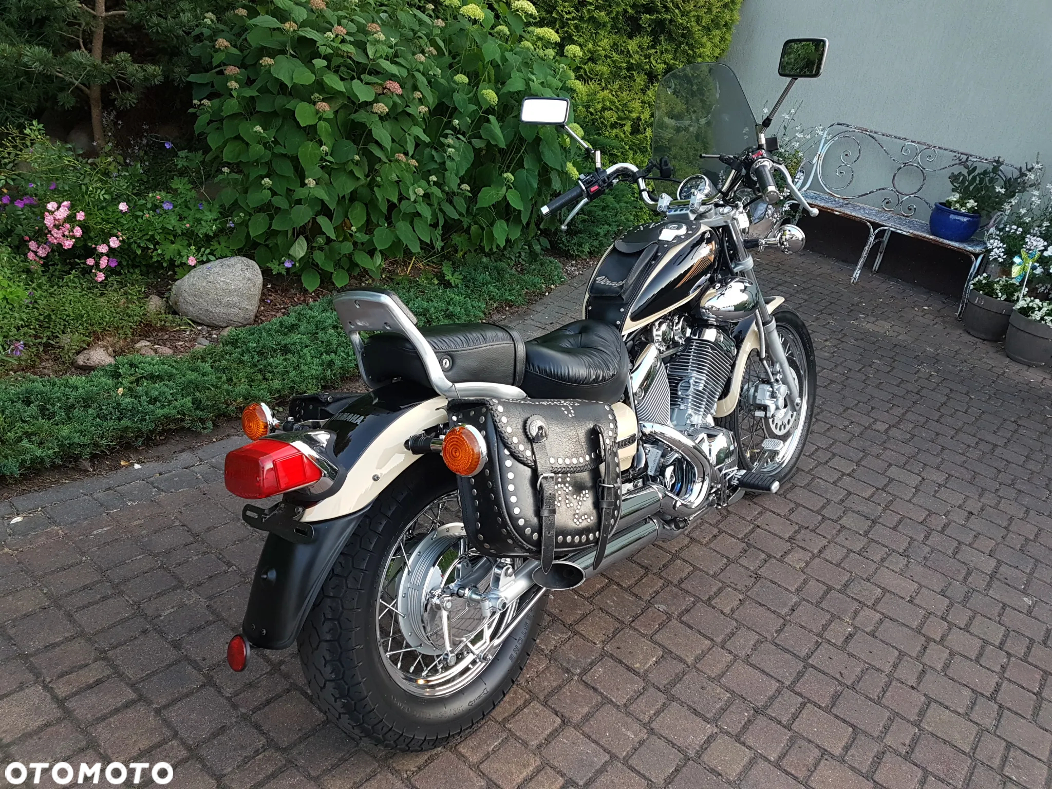 Yamaha XV - 10