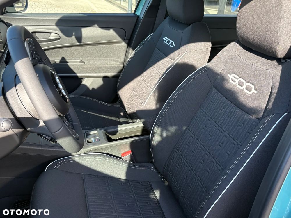 Fiat 600 1.2 Turbo Hybrid eDCT - 9