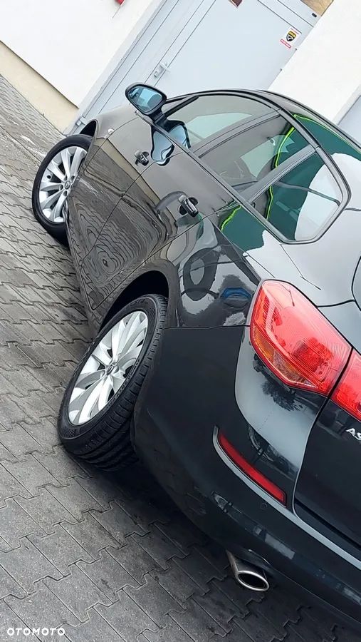 Opel Astra 1.4 Turbo 150 Jahre - 34