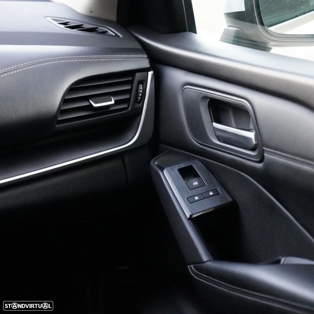 Nissan Qashqai - 25