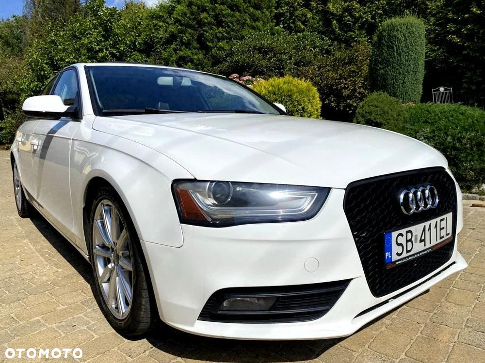 Audi A4 Limousine - 15