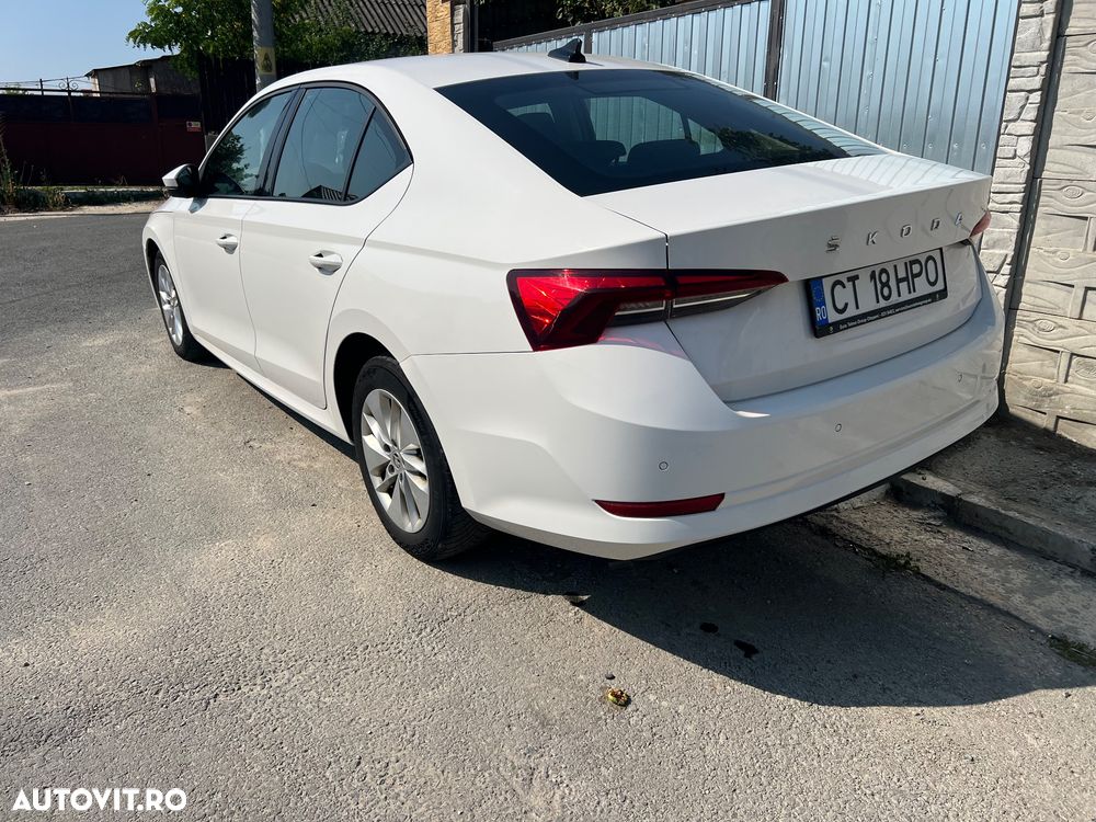 Skoda Octavia 2.0 TDI DSG Style - 7