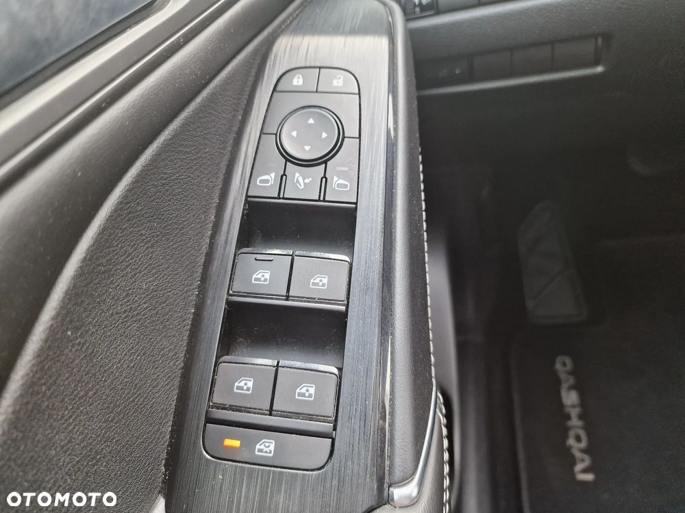 Nissan Qashqai 1.3 DIG-T mHEV N-Connecta Xtronic - 11