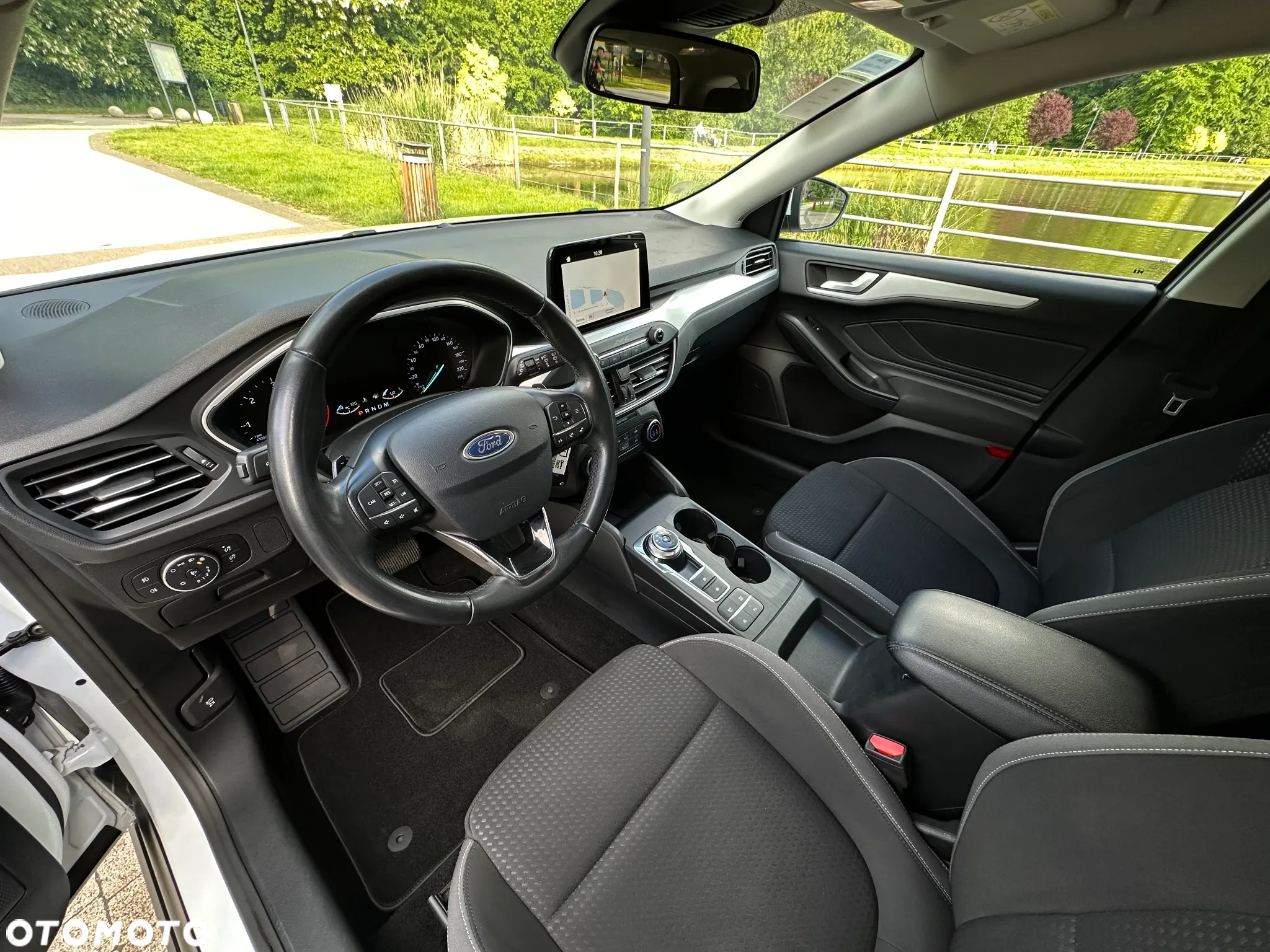 Ford Focus Turnier 1.5 EcoBlue Start-Stopp-System TITANIUM - 10
