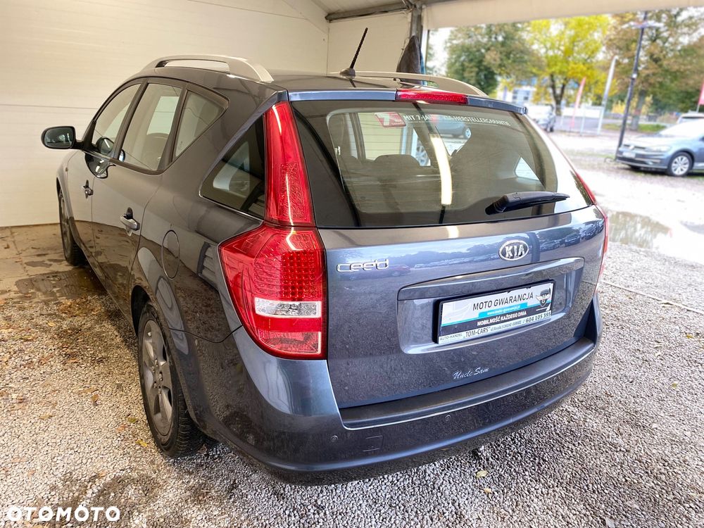 Kia Ceed Cee'd 1.4 Comfort + - 24