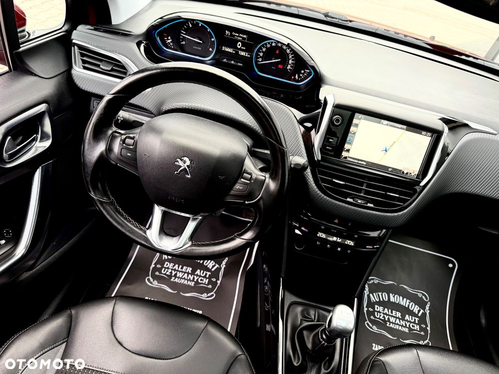 Peugeot 2008 1.6 BlueHDi Allure S&S - 29