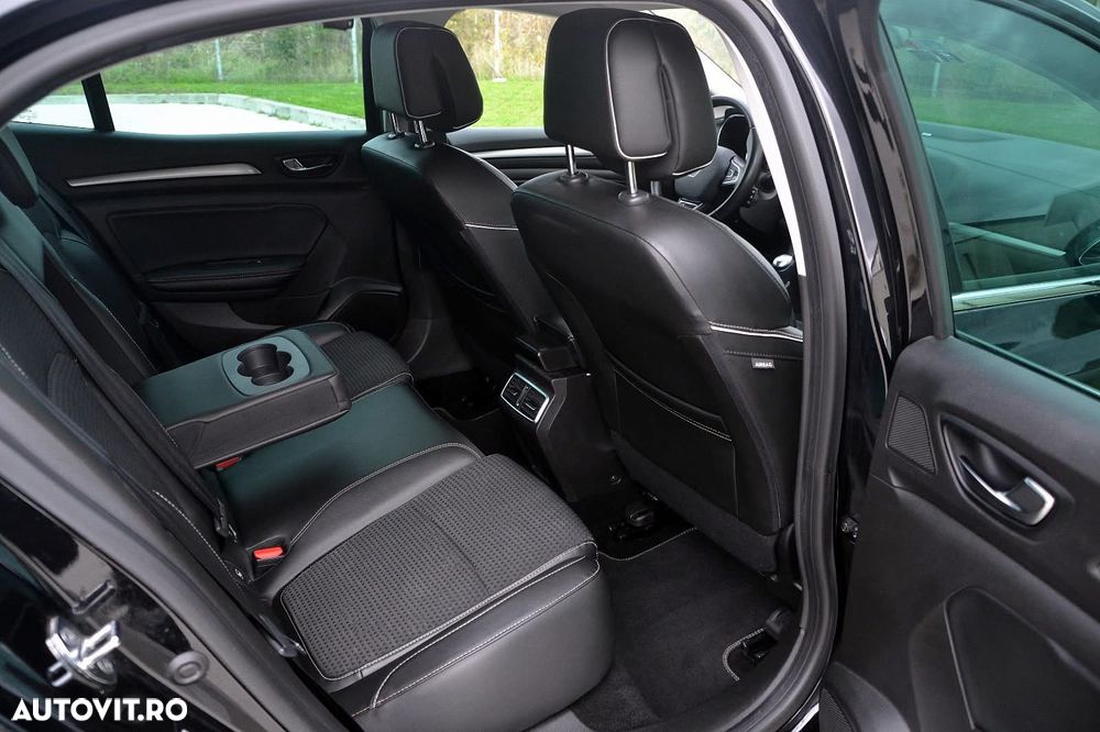 Renault Megane ENERGY dCi 130 Start & Stop Bose Edition - 14