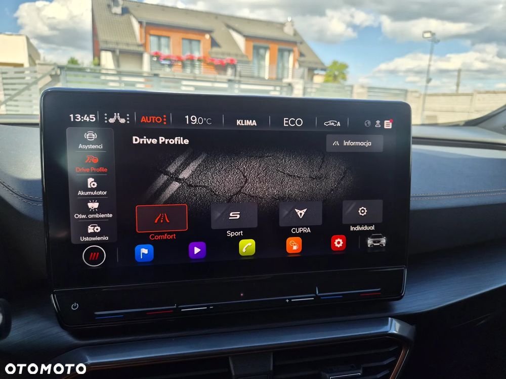 Cupra Formentor VZ 1.4 e-Hybrid DSG Priority - 29