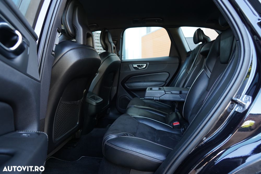 Volvo XC 60 D4 AWD Geartronic RDesign - 12
