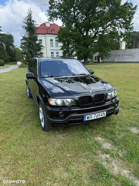 BMW X5 4.6is - 1