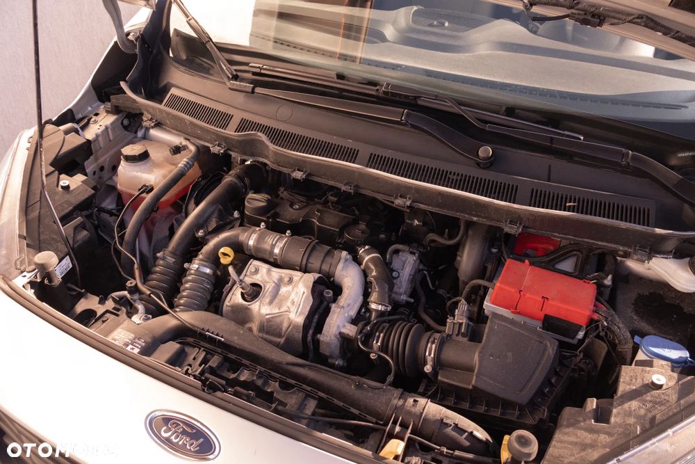Ford Tourneo Courier - 6