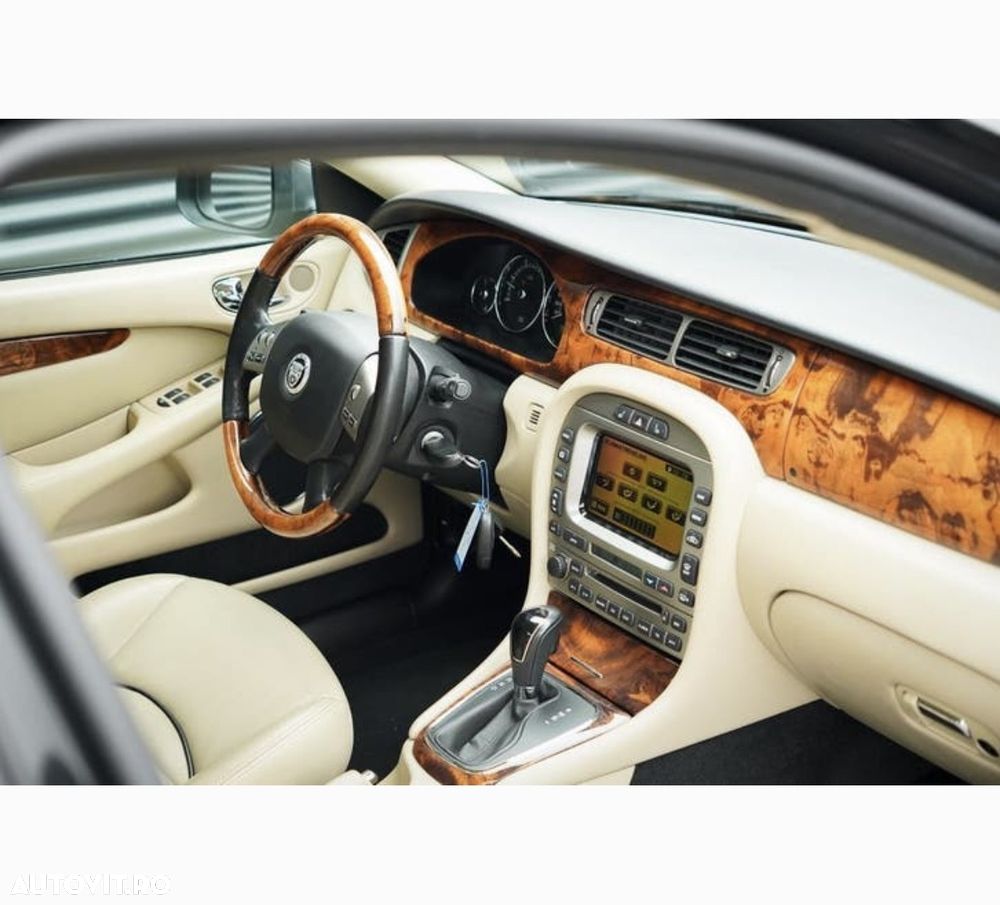 Jaguar X-Type - 5