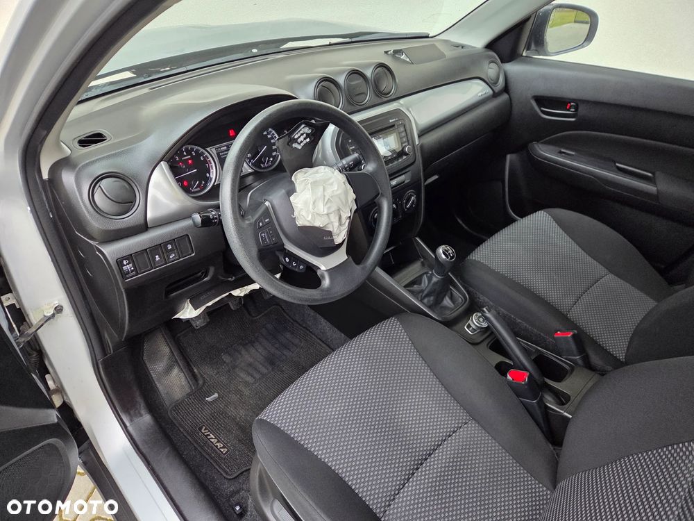 Suzuki Vitara - 7