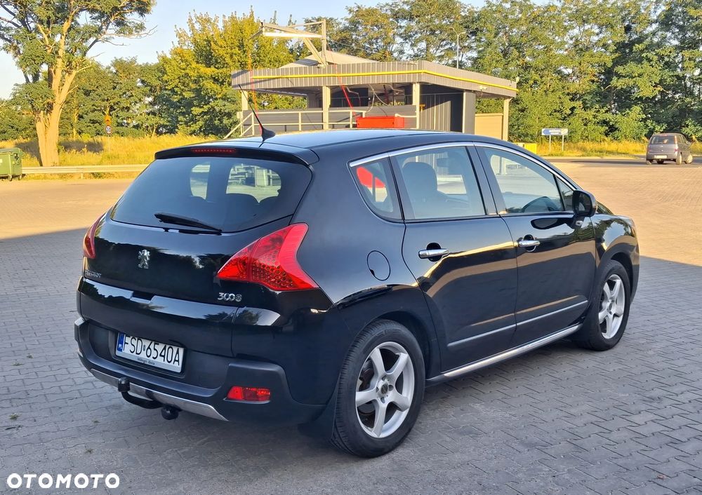 Peugeot 3008 1.6 HDi Premium - 3