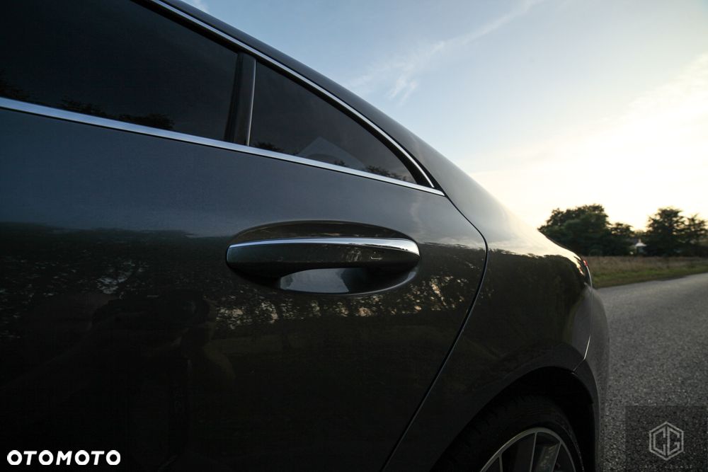 Mercedes-Benz CLS - 25