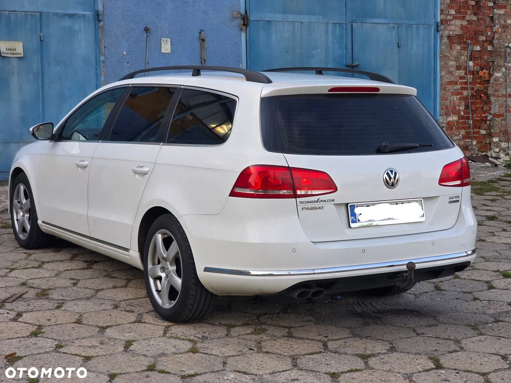 Volkswagen Passat 2.0 TDI BlueMotion Technology Comfortline - 8