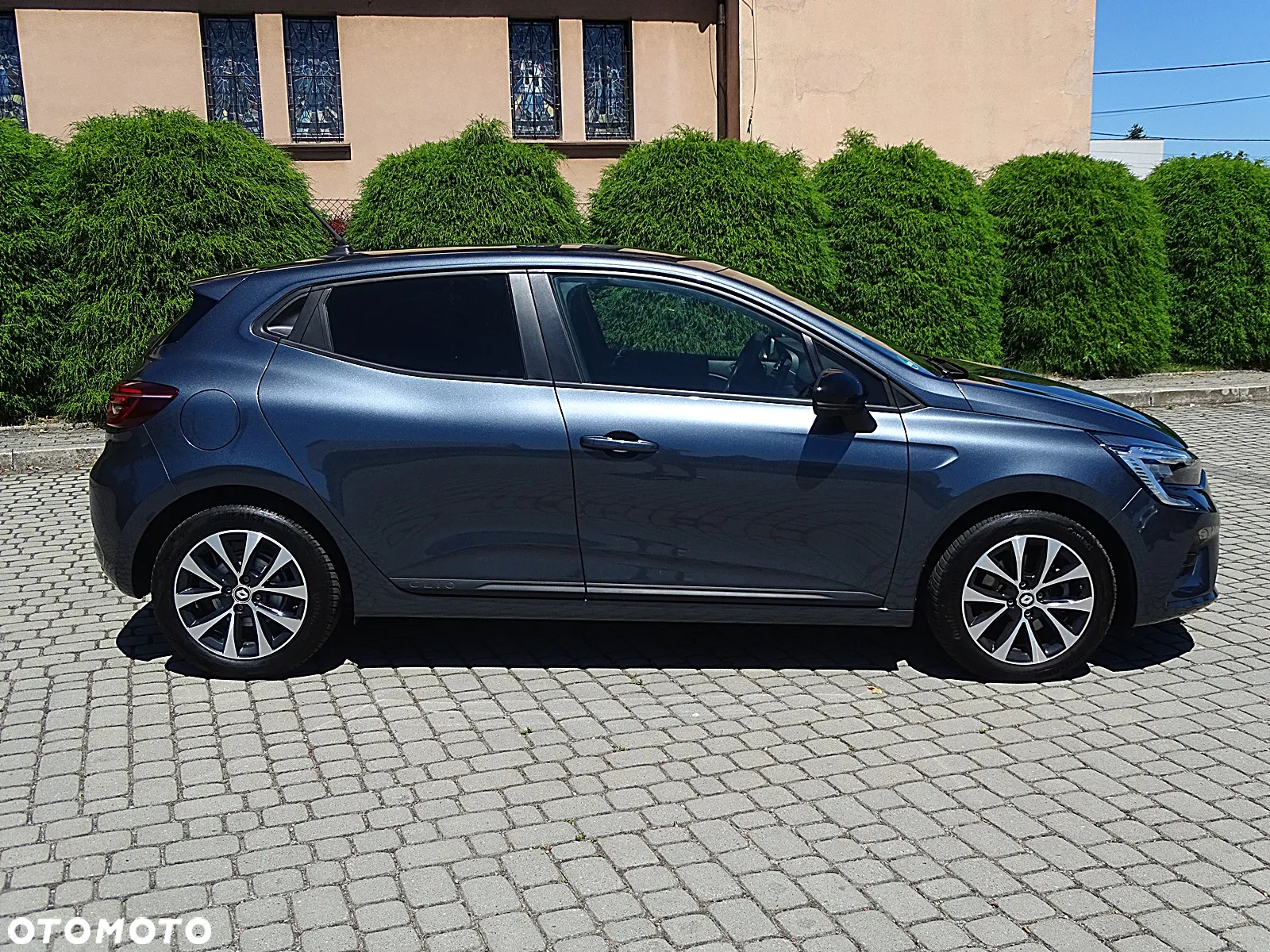 Renault Clio 1.6 E-TECH Techno - 10