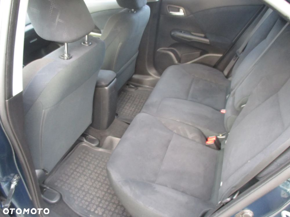 Honda Civic 1.4 i-VTEC Comfort - 26